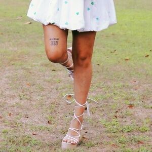 Size 10 wrap around heels